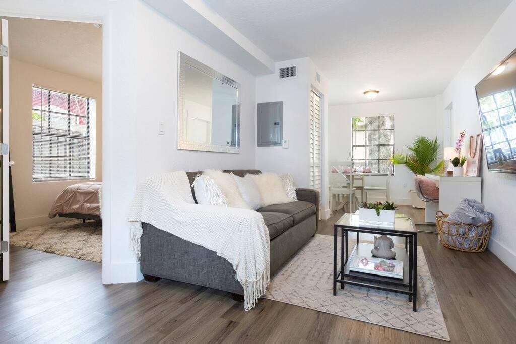 Lovely Apartment Near Brickell 1 Майами Экстерьер фото